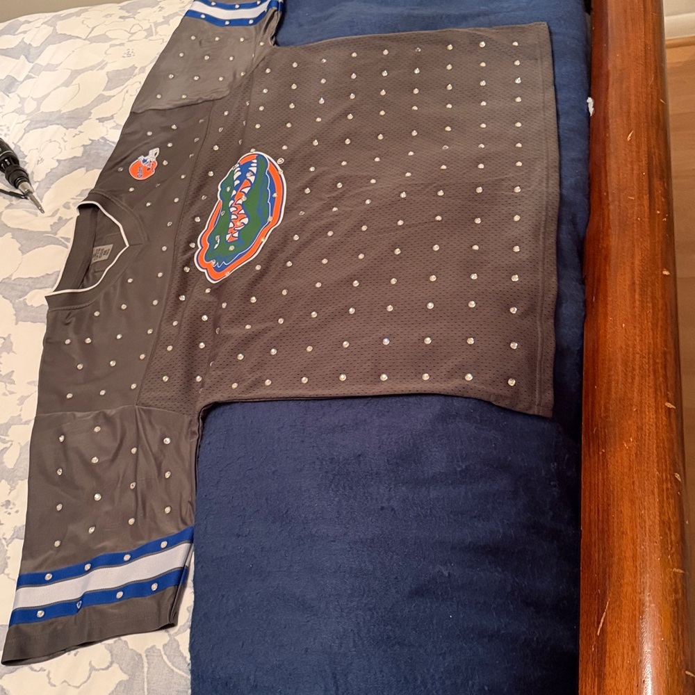 Gray women’s UF Gator logo Shirt with rhinestones